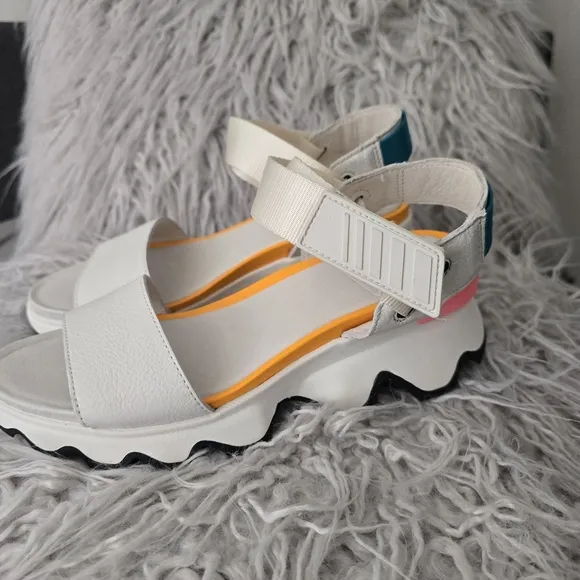 Sorel Sandals with Color Accents 7.5