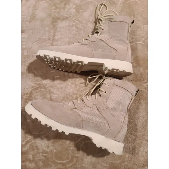 Sorel Women's Caribou OTM Waterproof Boots, Size US 8 Ancient Fossil/Chalk