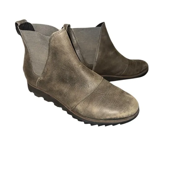 Sorel Women’s Harlow Chelsea Boot