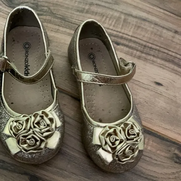 Special occasion toddler antibacterial shoes