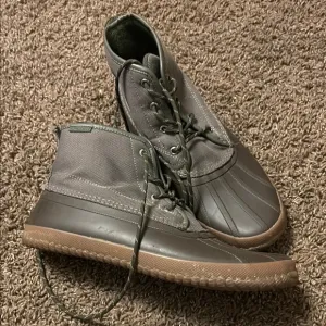 Sperry Gray and Tan High-Top Rain &amp; Snow Boots
