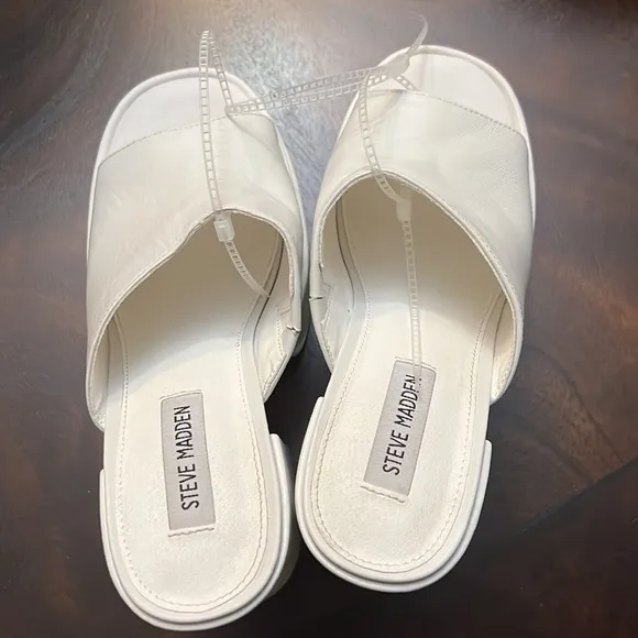 Steve Madden Cagey White Leather Double Platform Sandals