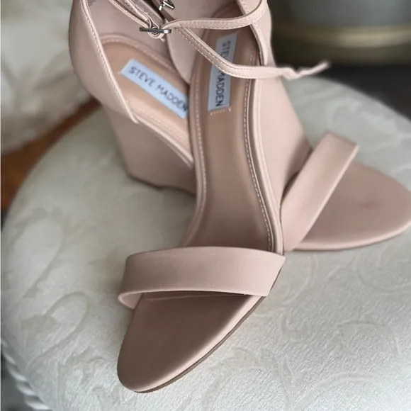 Steve Madden Women's Nude Wedge Sandals