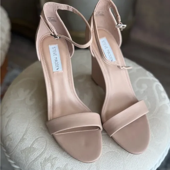 Steve Madden Women's Nude Wedge Sandals
