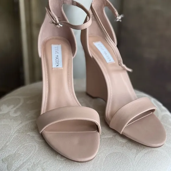 Steve Madden Women's Nude Wedge Sandals