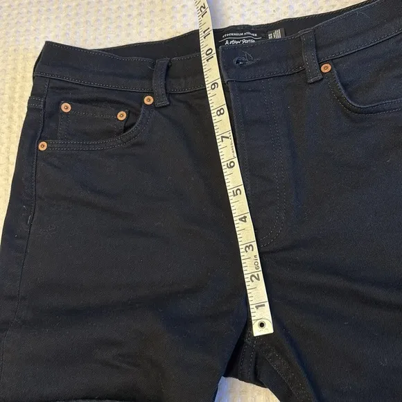 STOCKHOLM ATELIER &amp; Other Stories ANTHROPOLOGIE 10 Black Wide Crop Ankle Jeans
