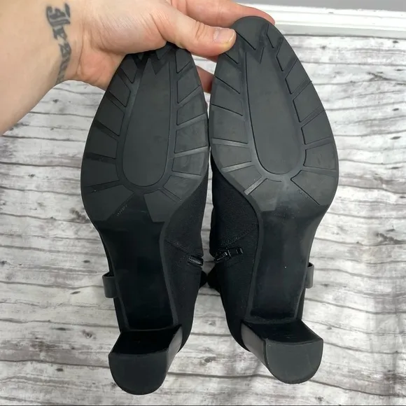 STUART WEITZMAN Black Neoprene Harness Heeled Womens Boots Size 8 Equestrian