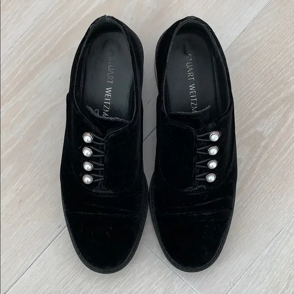 Stuart Weitzman Oxford Shoes