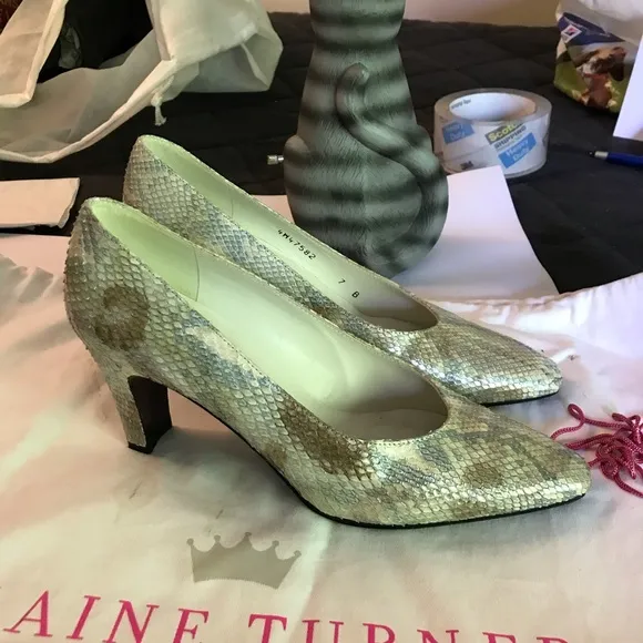 Stuart Weitzman shoes