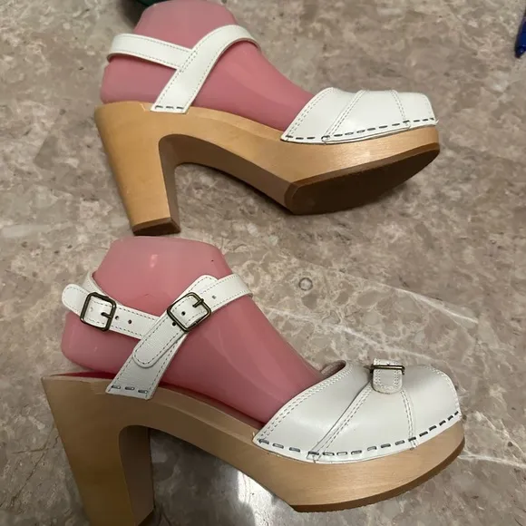 Swedish Hasbeens Elegant White Peep-Toe Women's Sandals size 39
