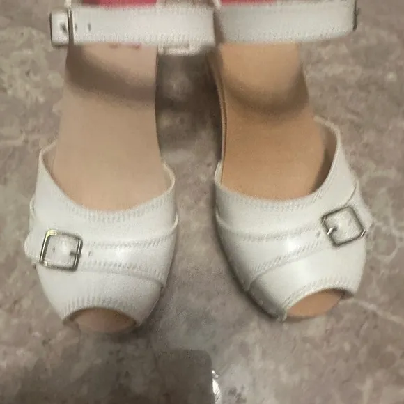 Swedish Hasbeens Elegant White Peep-Toe Women's Sandals size 39