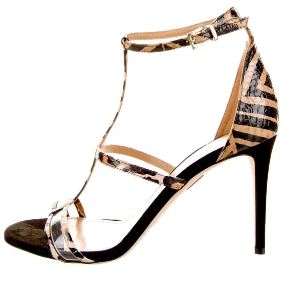 Tamara Mellon Sandals. T-Strap. Size 40. Brand New With Dustbag.