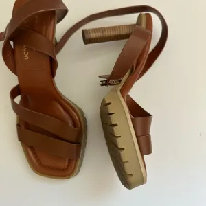 Tamara Mellon x Irina Shayk Sandal Sun Valley Heel Tan Leather Sz 10 Resort/boho