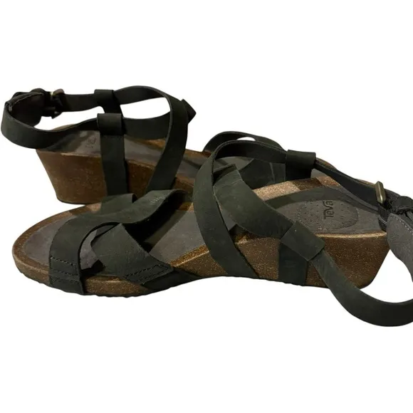 Teva Women's Mahonia Wedge Cross Strap Leather Sandals Black Size 11