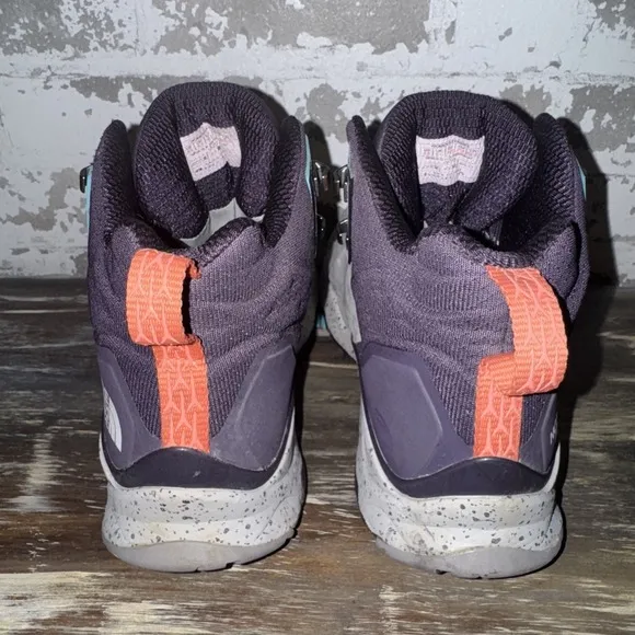 The North Face Women's VECTIV Exploris Mid FUTURELIGHT Waterproof Boots Size 8.5
