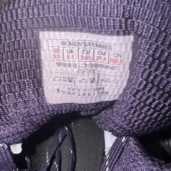 The North Face Women's VECTIV Exploris Mid FUTURELIGHT Waterproof Boots Size 8.5