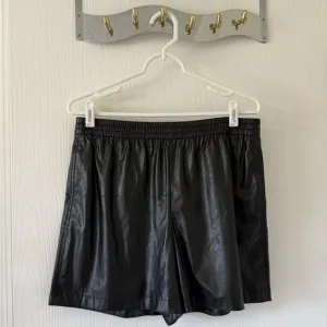 Theory Black Faux Leather Women's Shorts