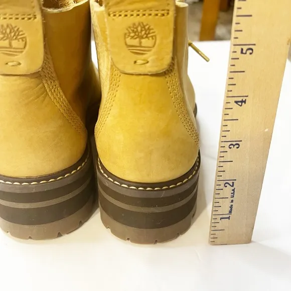 TIMBERLAND WOMEN'S COURMAYEUR VALLEY CHUKKA BOOTS WHEAT NUBUCK A2N5H Size 7