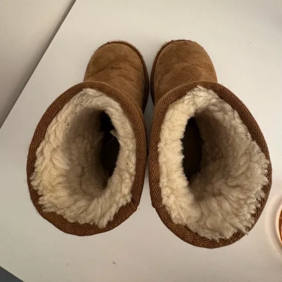 Toddler Ugg Boots - size 9