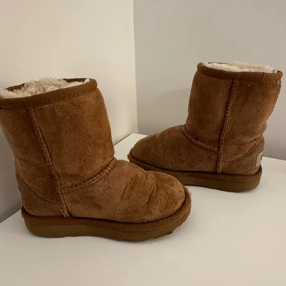 Toddler Ugg Boots - size 9