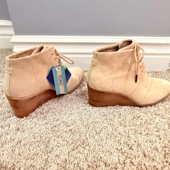 Toms Hyde Suede Leather Boho Tan Wedge Foam Insole Comfort Ankle Boots Size 8