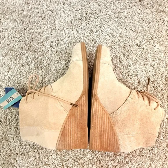 Toms Hyde Suede Leather Boho Tan Wedge Foam Insole Comfort Ankle Boots Size 8