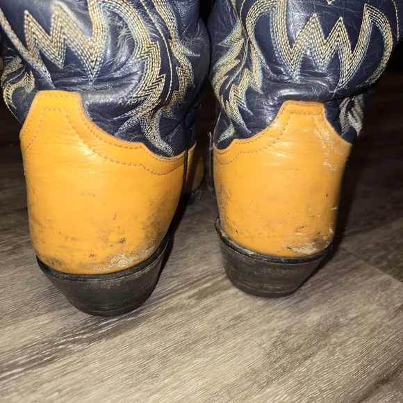 Tony Lama Navy/tan, Pointed‎ Toe Western boots Men's 7.5 D Vintage Style…