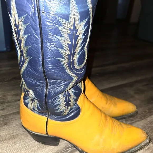 Tony Lama Navy/tan, Pointed‎ Toe Western boots Men's 7.5 D Vintage Style…