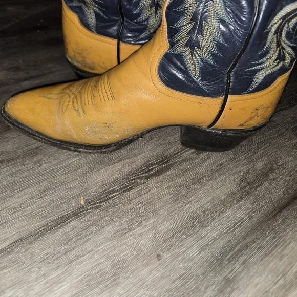 Tony Lama Navy/tan, Pointed‎ Toe Western boots Men's 7.5 D Vintage Style…