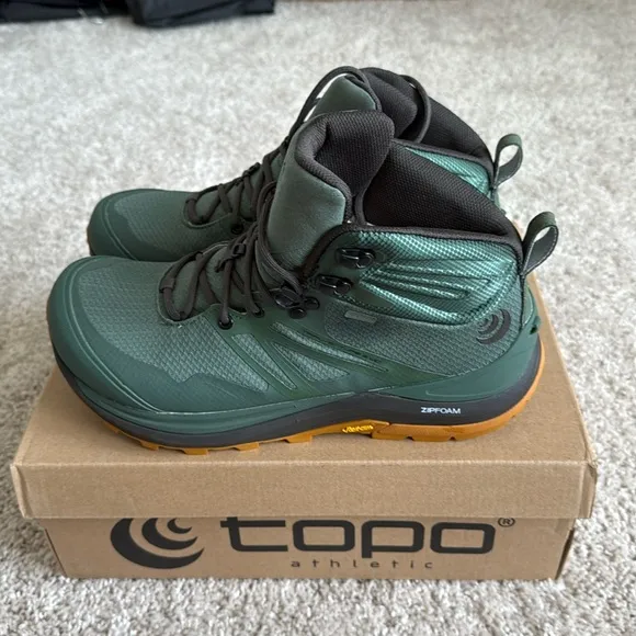 Topo Athletic Men’s Trailventure 2 WP Boots Dark Green/Clay Size 9.5 BRAND NEW