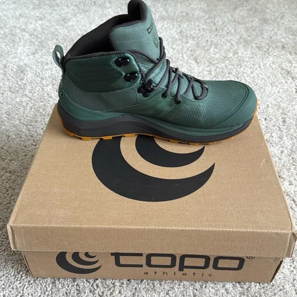 Topo Athletic Men’s Trailventure 2 WP Boots Dark Green/Clay Size 9.5 BRAND NEW