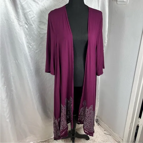 Torrid Boho Chic Torrid Purple Open Front Kimono w/ Silver Embroidery – 1X/2X