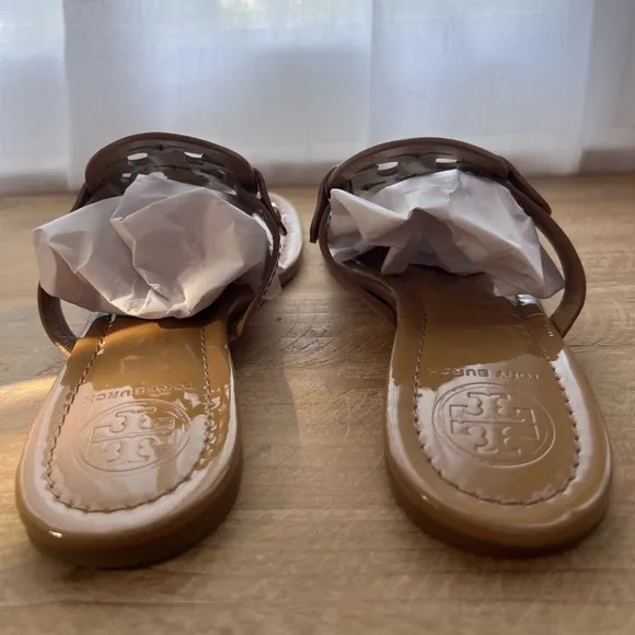 Tory Burch MILLER PATENT SANDAL in Sand Size 7