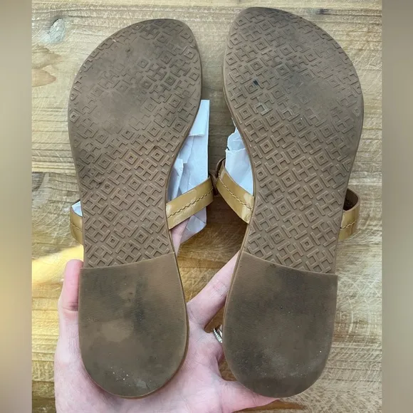 Tory Burch MILLER PATENT SANDAL in Sand Size 7