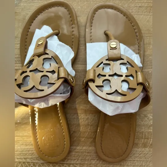 Tory Burch MILLER PATENT SANDAL in Sand Size 7