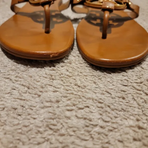 Tory Burch Miller Soft Metal Logo Sandal Bourbon Miele Size 10