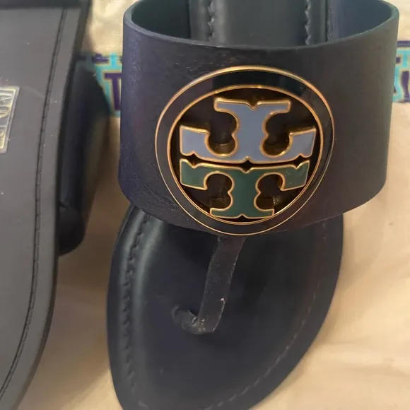 TORY BURCH Sandles. NIB