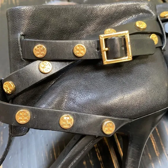 Tory Burch T Strap Open Toe Ankle Boots/Sandals