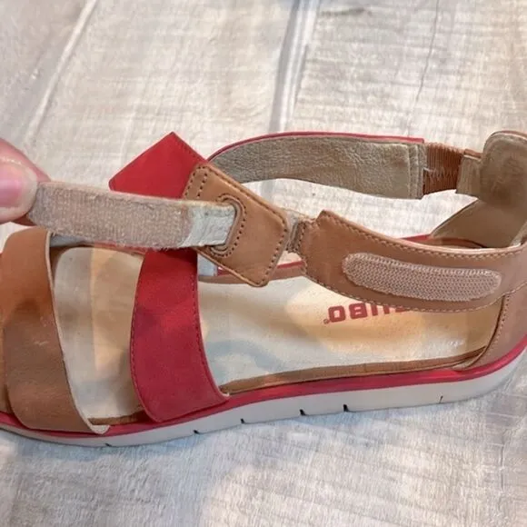 Tsubo orange tan leather elastic strap sandal size 8