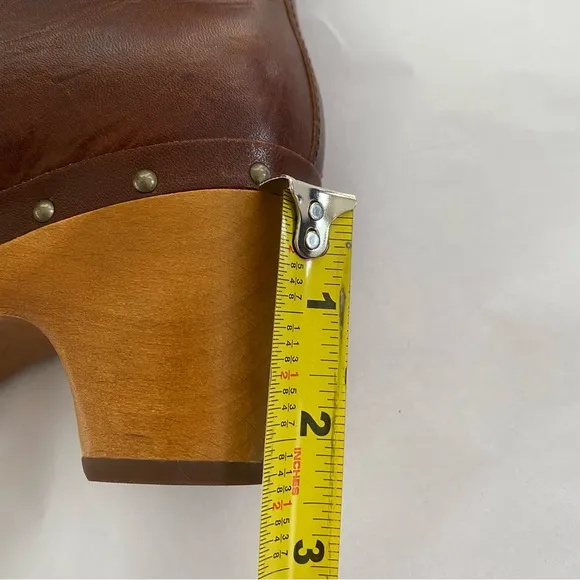 UGG Australia 1001793 Lynnea II Clog Boots Chestnut Brown Genuine Leather Size 7