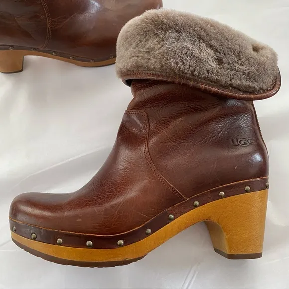 UGG Australia 1001793 Lynnea II Clog Boots Chestnut Brown Genuine Leather Size 7