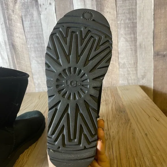 UGG Australia Classic Short II Winter Boots