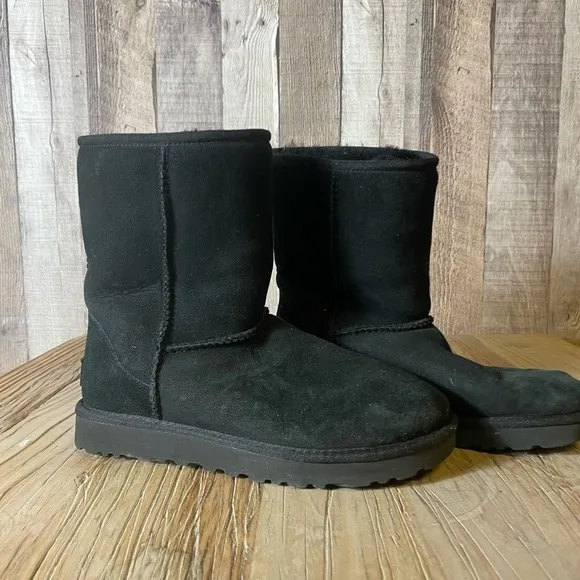 UGG Australia Classic Short II Winter Boots