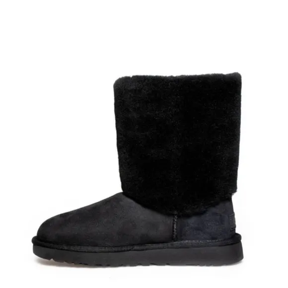 UGG Black Classic Short II Sherpa Cuff Boots Size 10