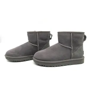 UGG CLASSIC MINI II SHEEPSKIN BOOTS IN GREY SZ 6