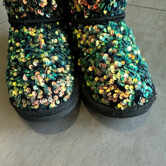 UGG Classic Stellar Sequin Boots size 3
