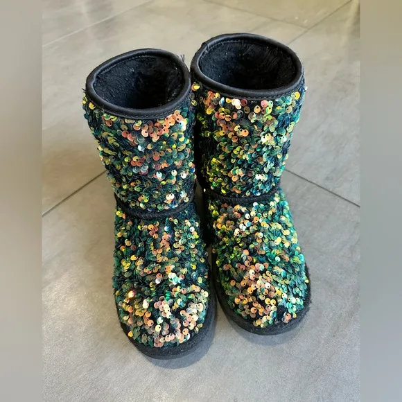UGG Classic Stellar Sequin Boots size 3