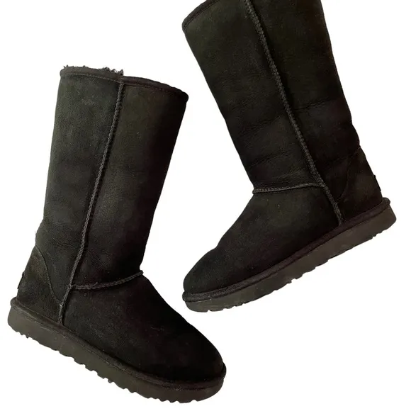 UGG Classic Tall II Boots Black Size 6