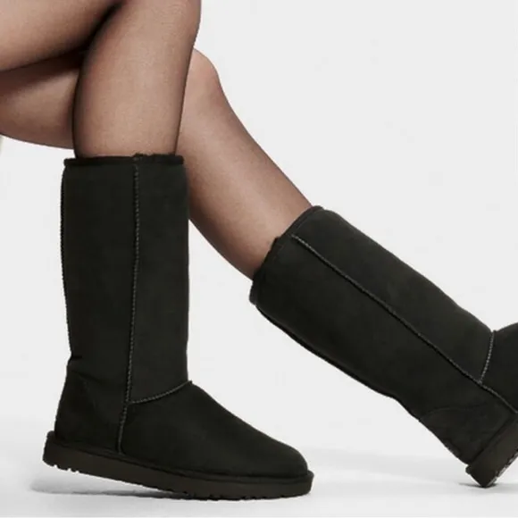 UGG Classic Tall II Boots Black Size 6