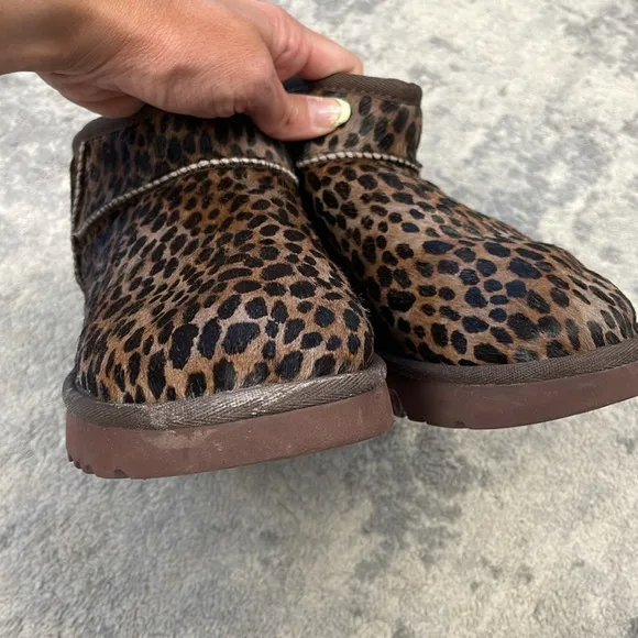 UGG Classic Ultra Mini Caspian Burnt Cedar Leopard Cheetah Animal Calf Hair 8